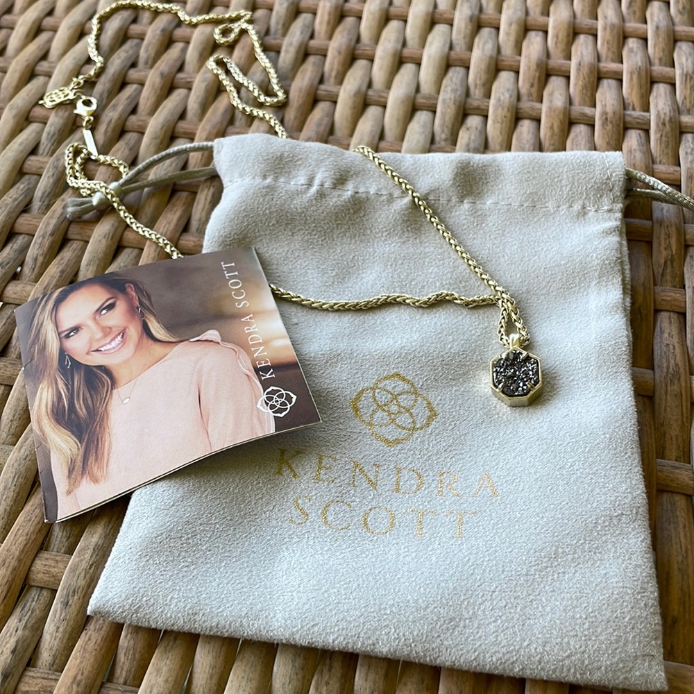 Kendra Scott Long Drusy Silver/Gold necklace